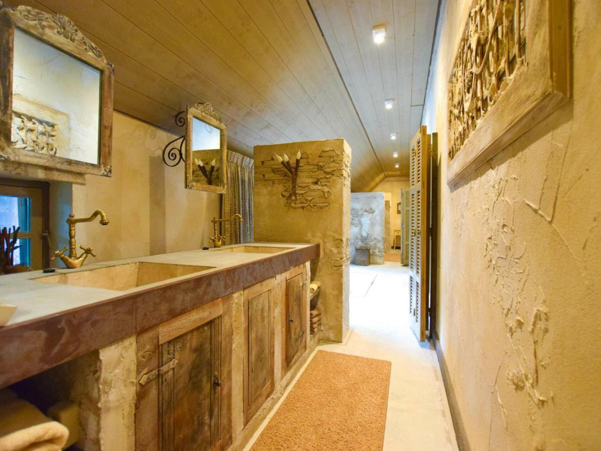 Unique Holiday Home With A Hot Tub Alphen  Экстерьер фото